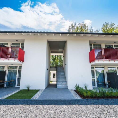 Hotel Piroska Fogadoja Siófok Exterior foto